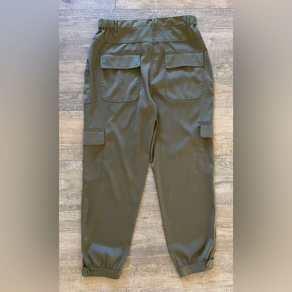 Max Studio women’s size large army green cargo ankle jogger pants - Picture 3 of 9